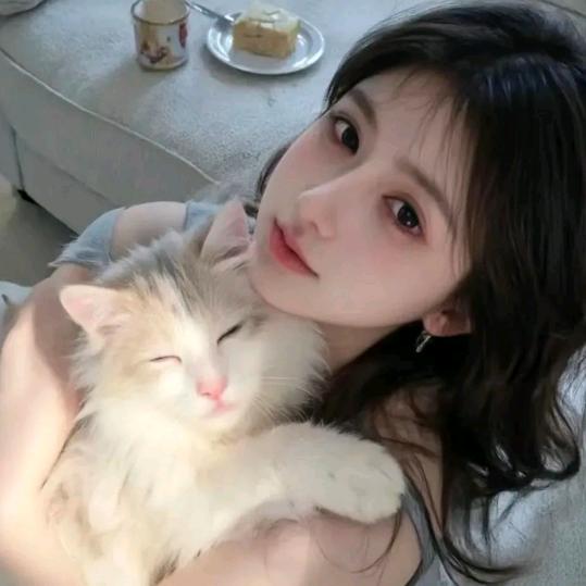 ୧⍤⃝🍑桃籽.