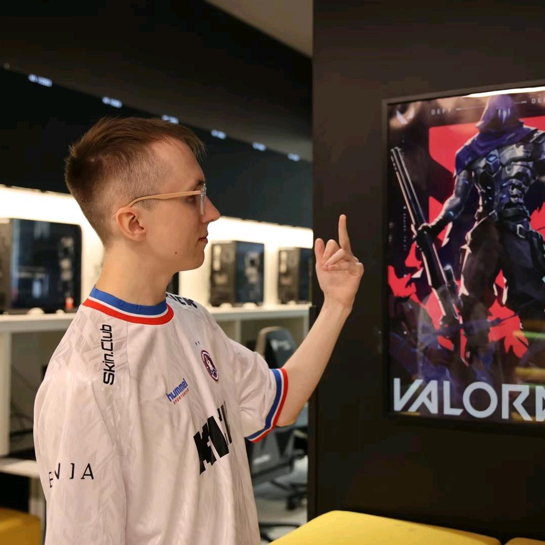 Ropz🇪🇪（我想上钻石S）