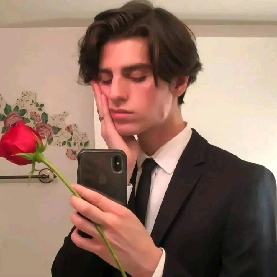 爱看🦵