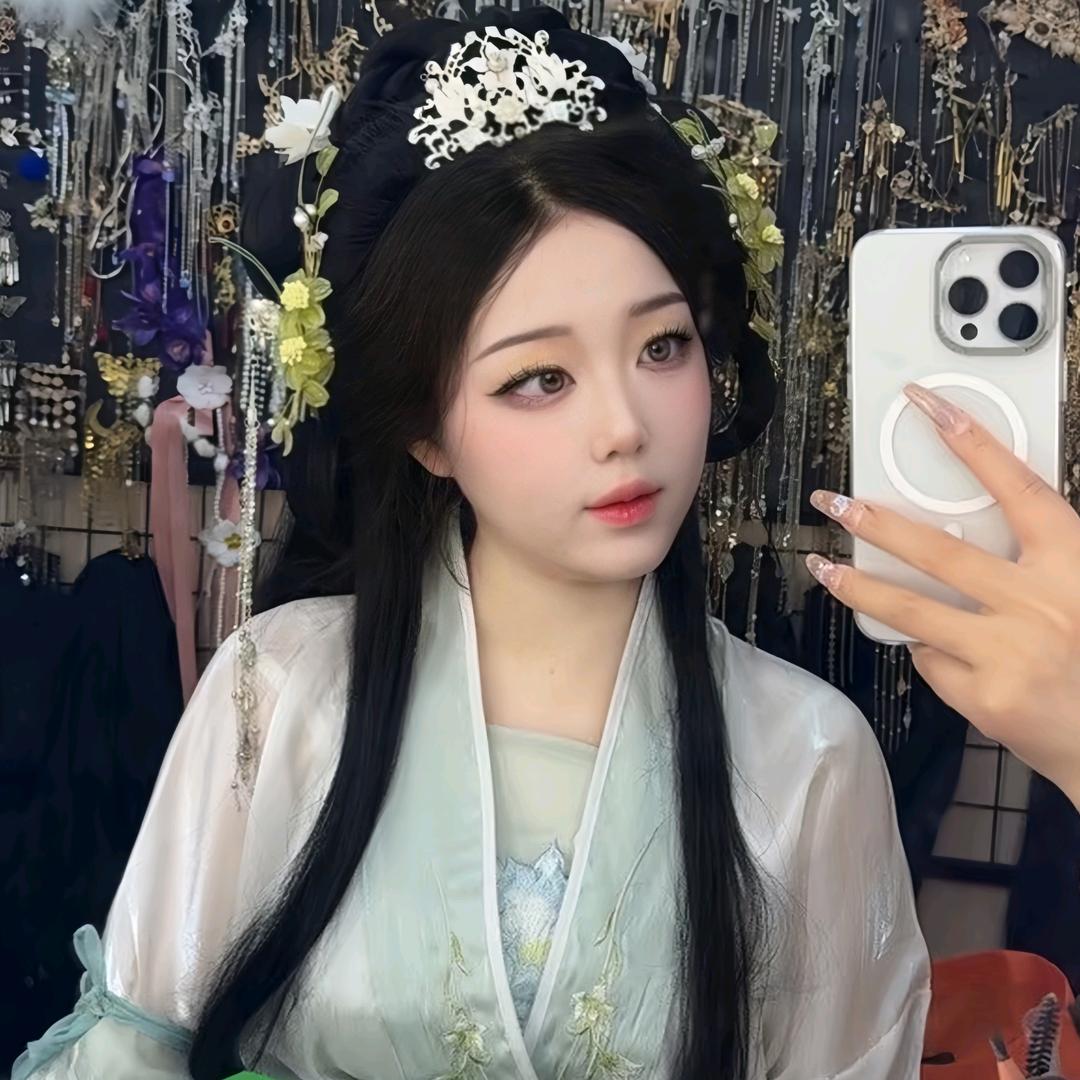 爱吃糖的F君