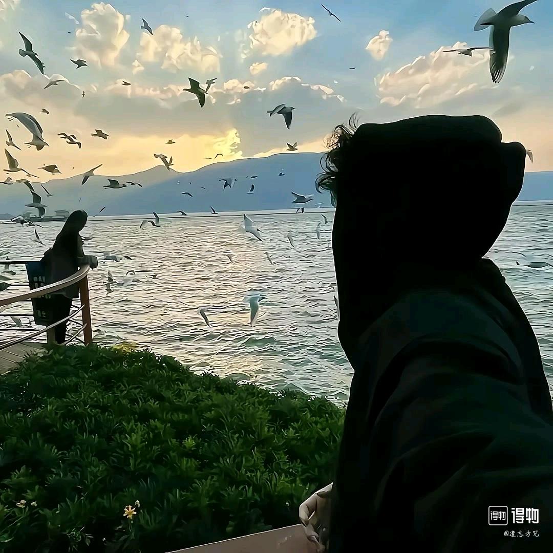 晨雾里的脚步声