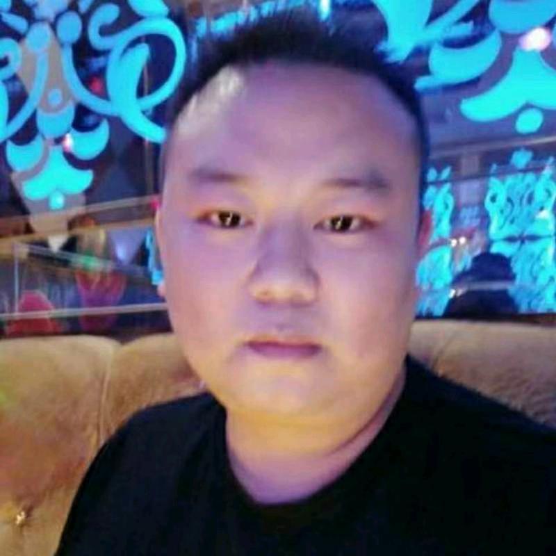单身胖哥公寓招租