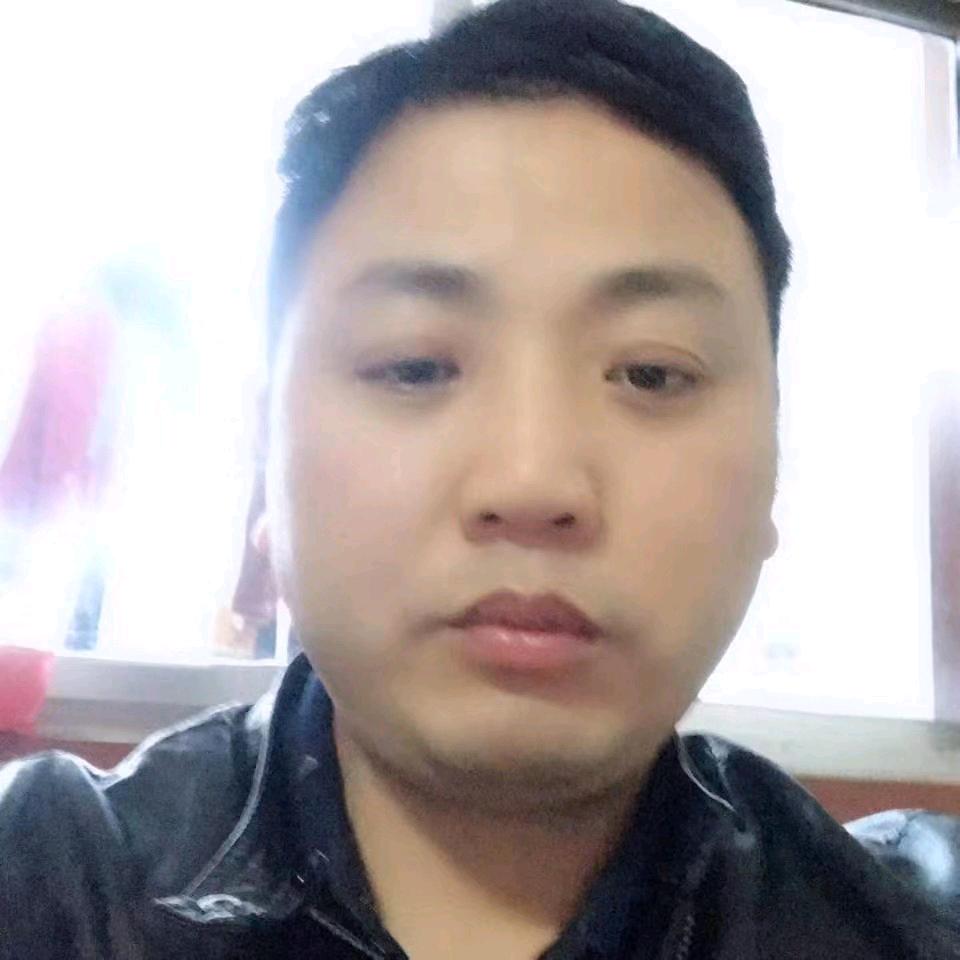 满小七