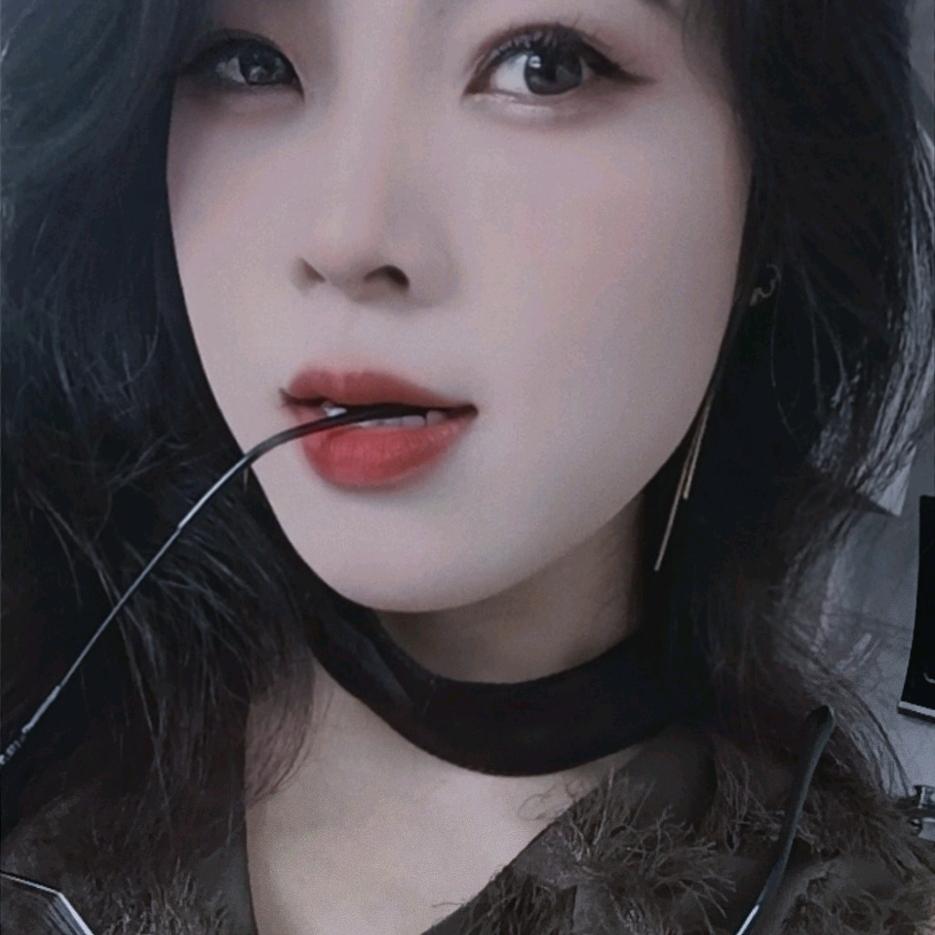 (♡˙︶˙♡)好秀