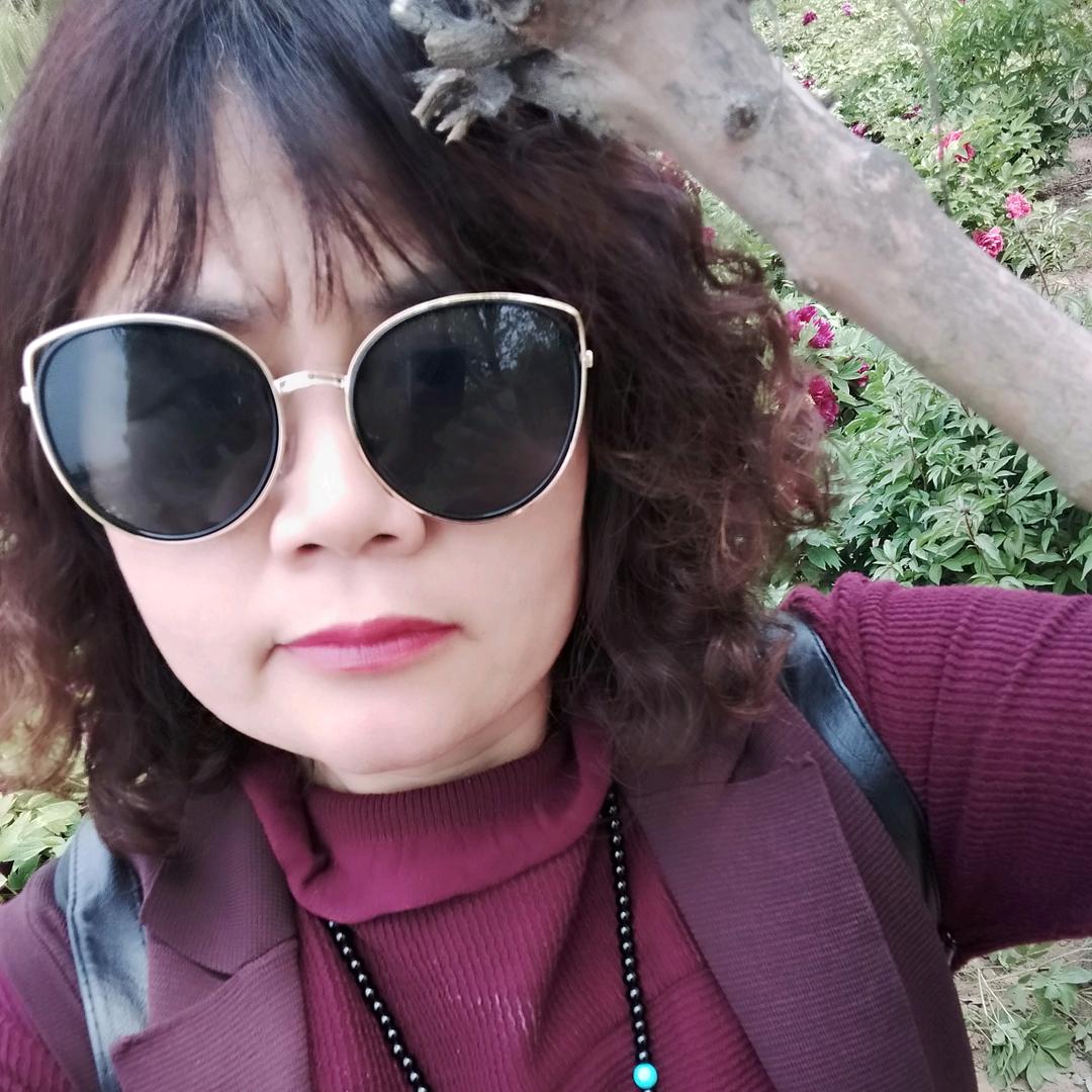 姐是贴砖的
