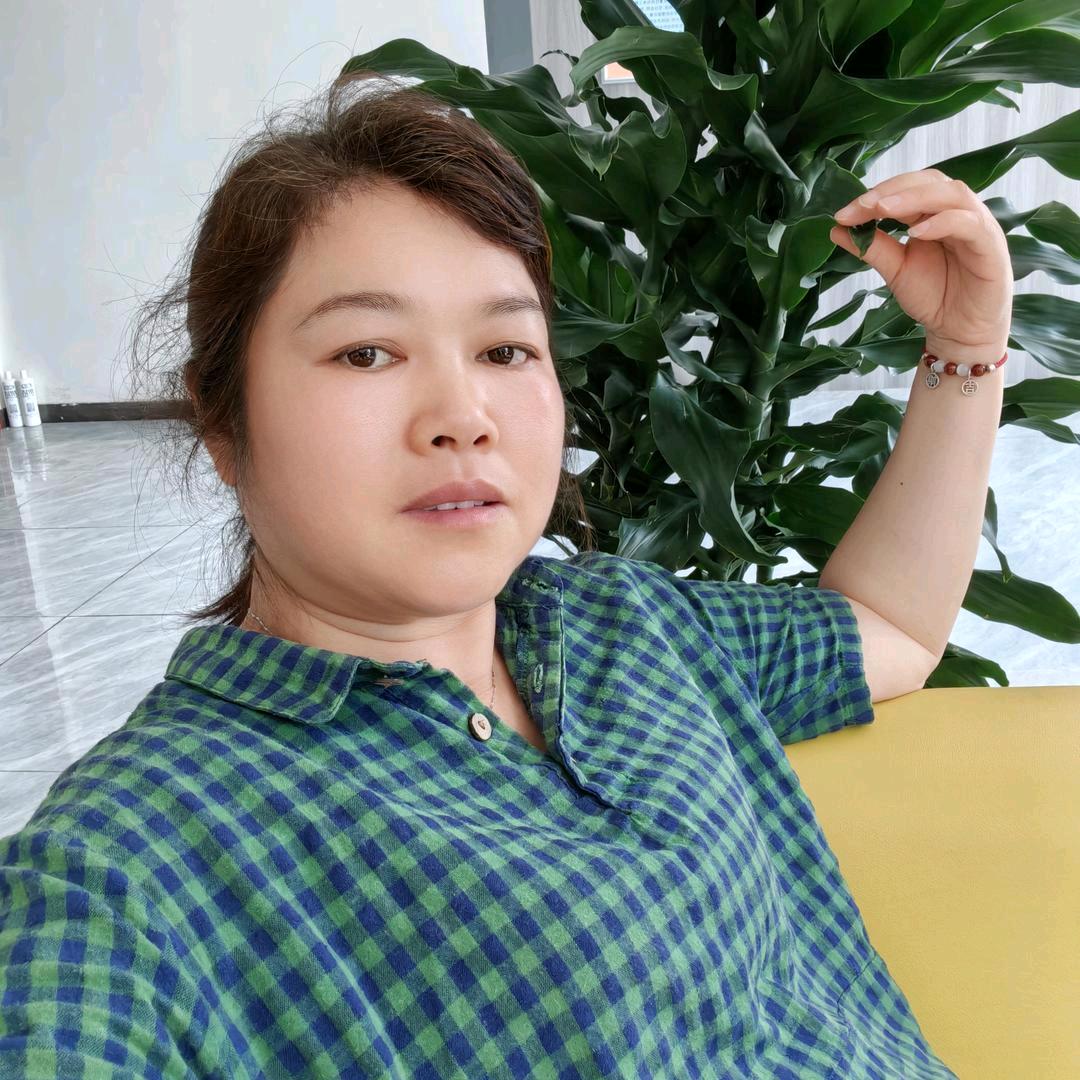 静候吖