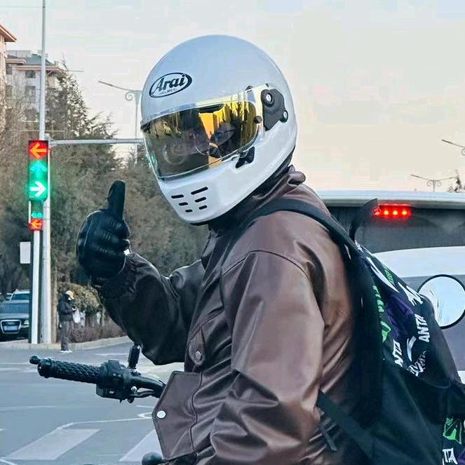 叫我佳辰就好了