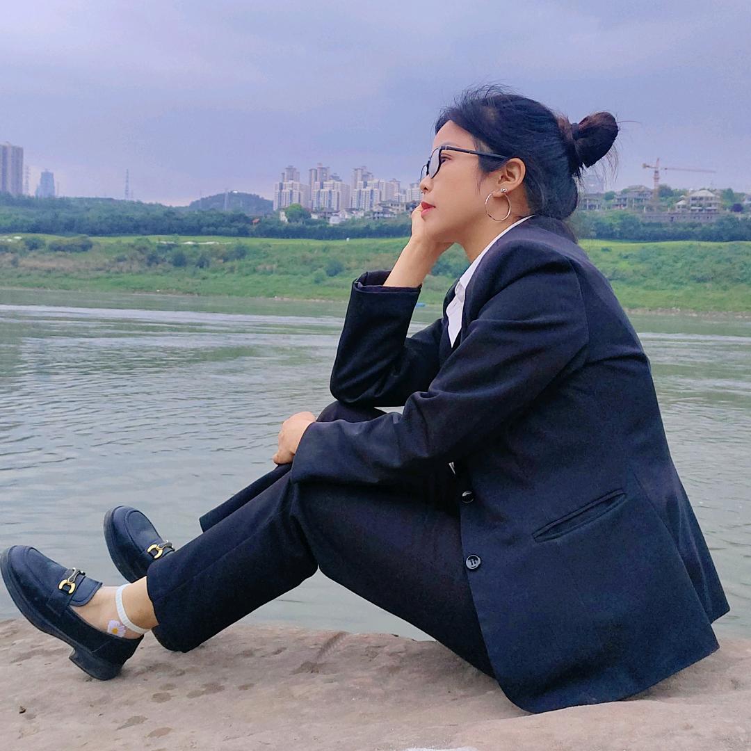 重庆益而益房产大学城杨姐