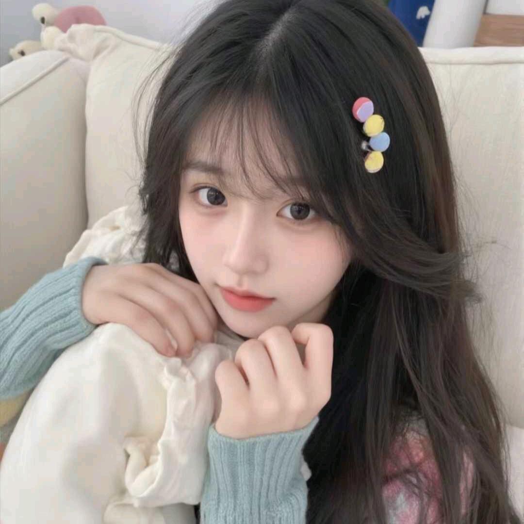 莉莉，