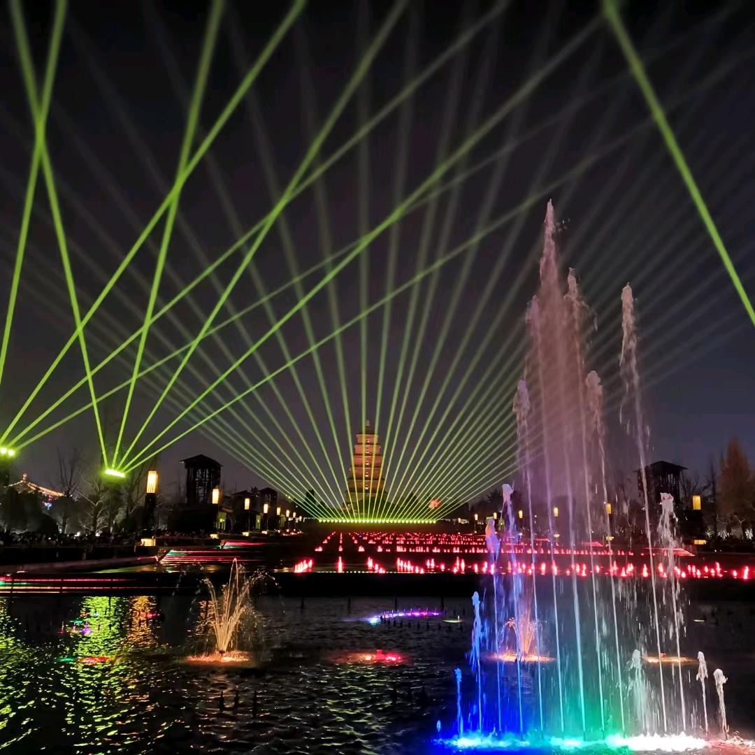 一粒尘土🇨🇳