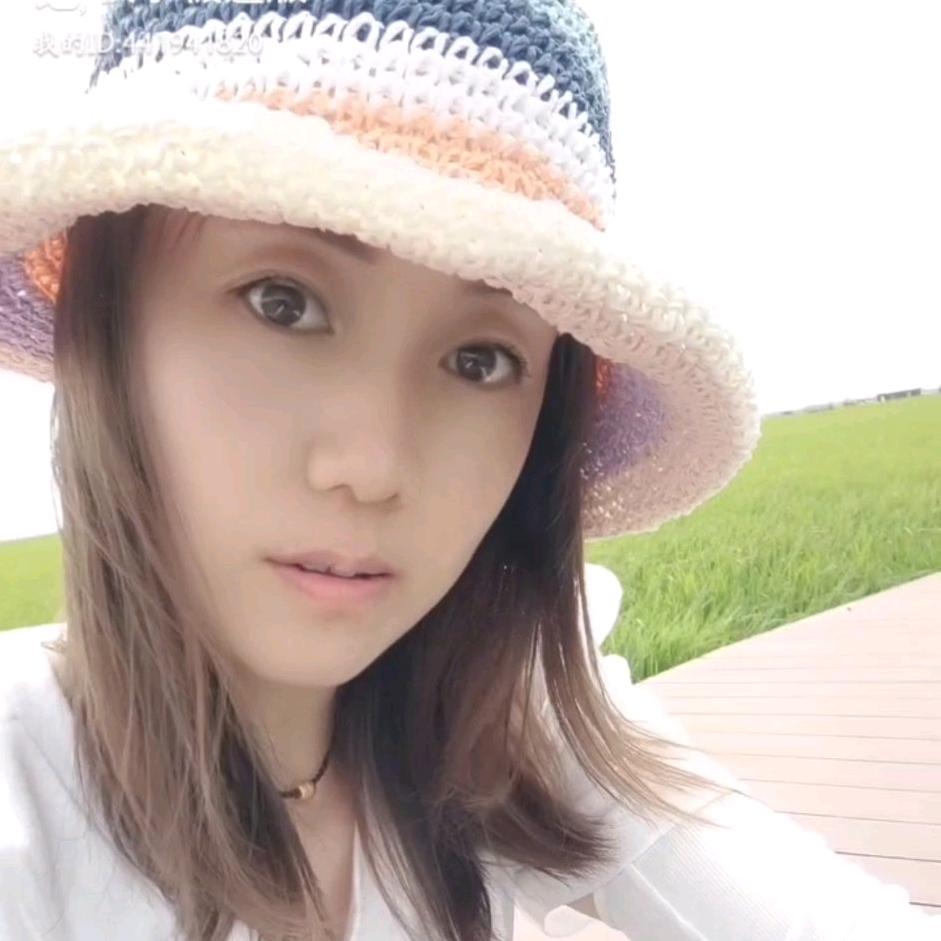 (｡･ω･｡)ﾉ♡遇见@小甜