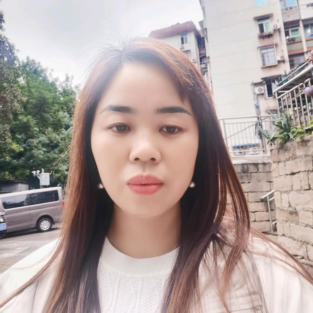 伊利福利官丁秀
