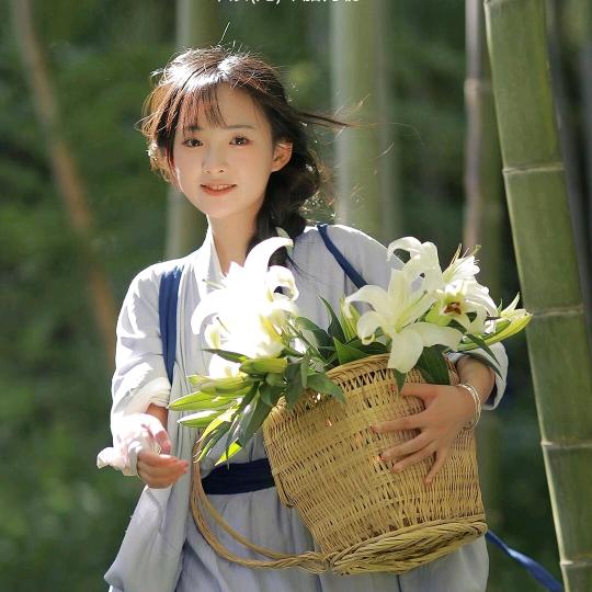 卖爆米花的露露