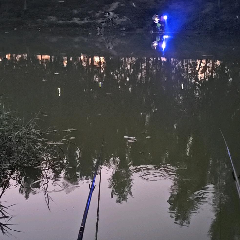 夜钓发烧友