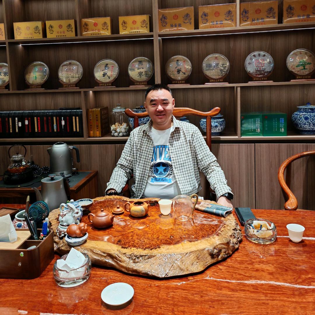 呼伦贝尔人在版纳