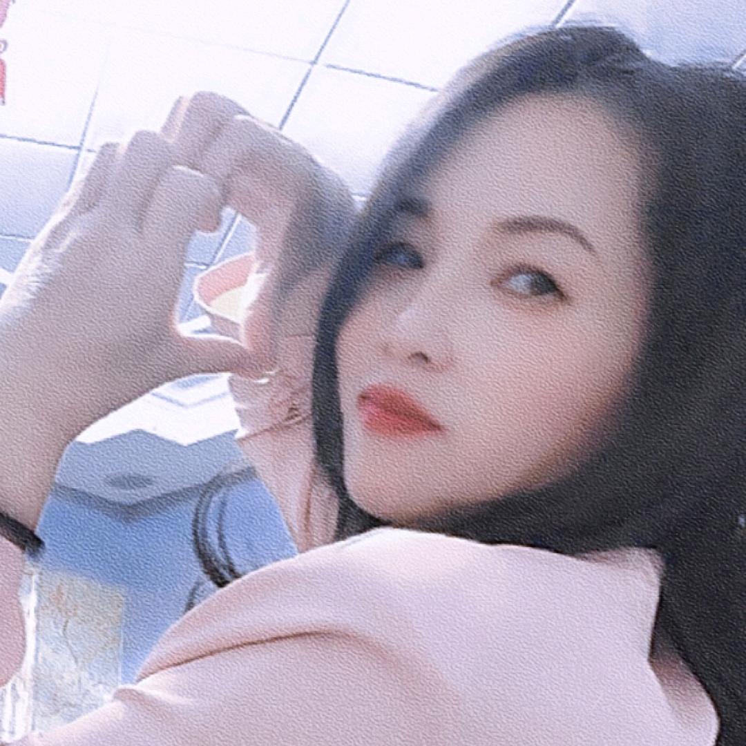 文雯：