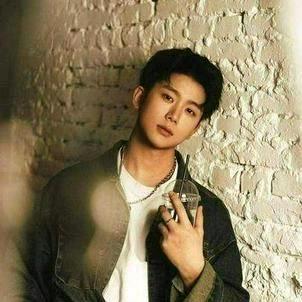 🌈爱喝白开水🥤