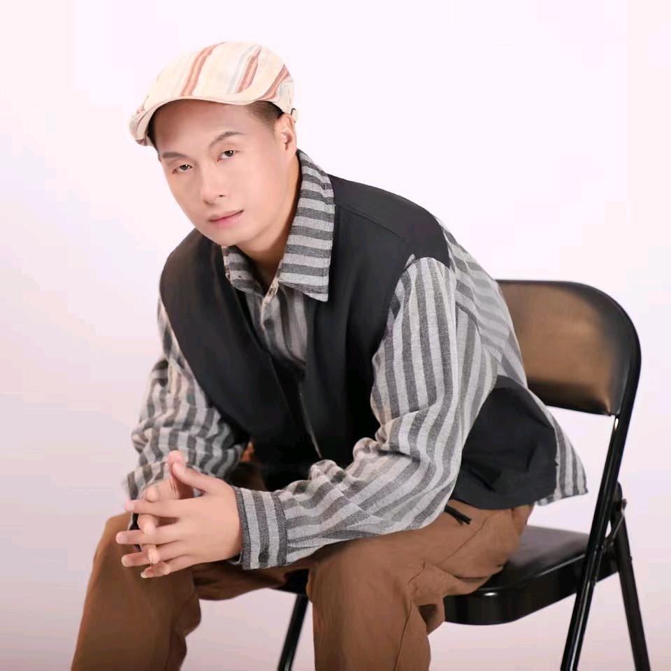 塑明星七哥