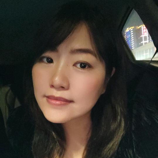 深圳平湖蓝缇儿女装