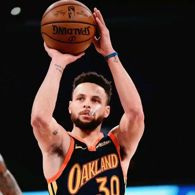 专业篮球十余年🏀