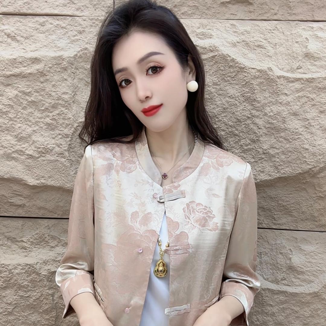 澜籣的服装店