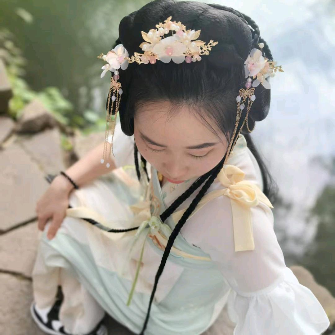 农村小莹