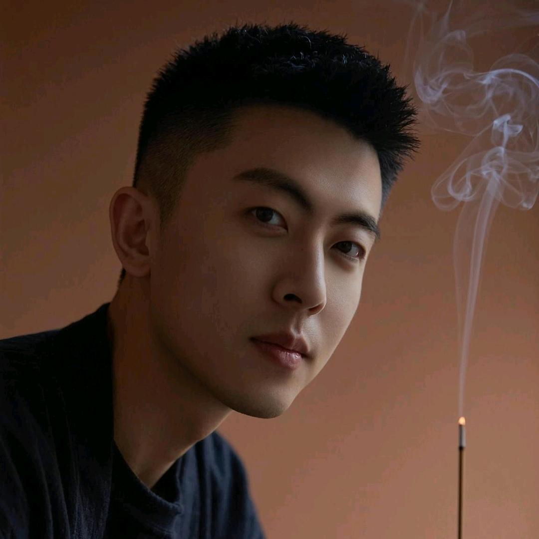 小夫子🤓🤓（努力版）