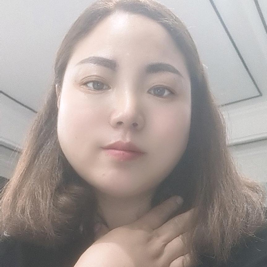 家有俩个皮夹克