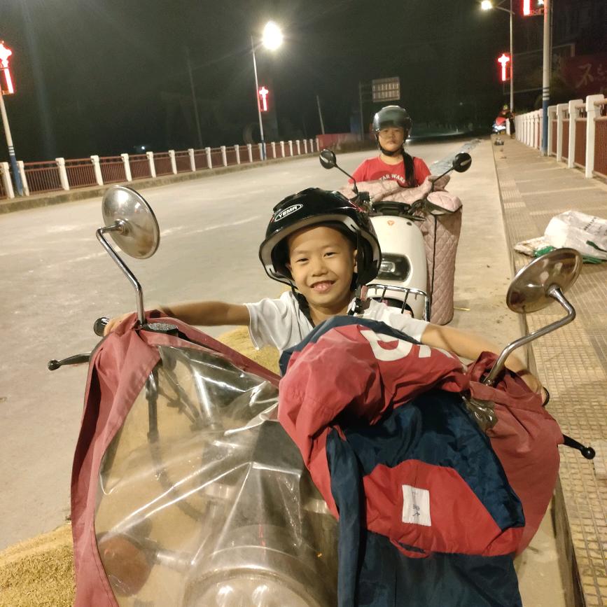 ୧⍤⃝🌻💞烈酒꧔ꦿ烧心᭄💞