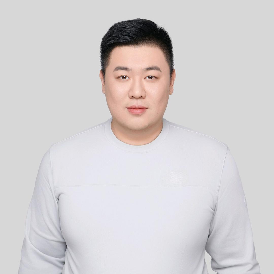 极氪｜李旭