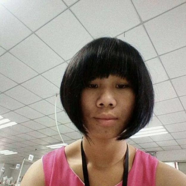 癫狂妩媚老汉凌晨两点钻床底狂添蟑螂玉卒