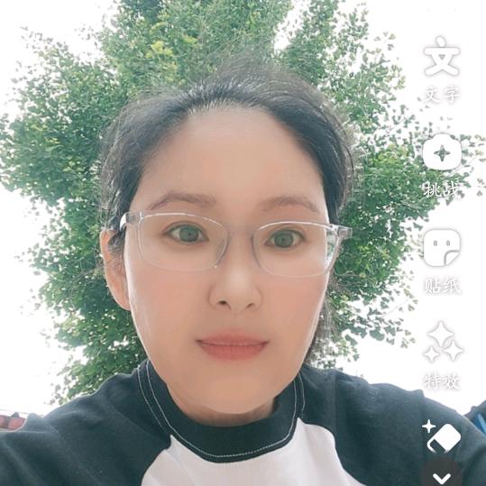 眼镜姐♥早4点10分