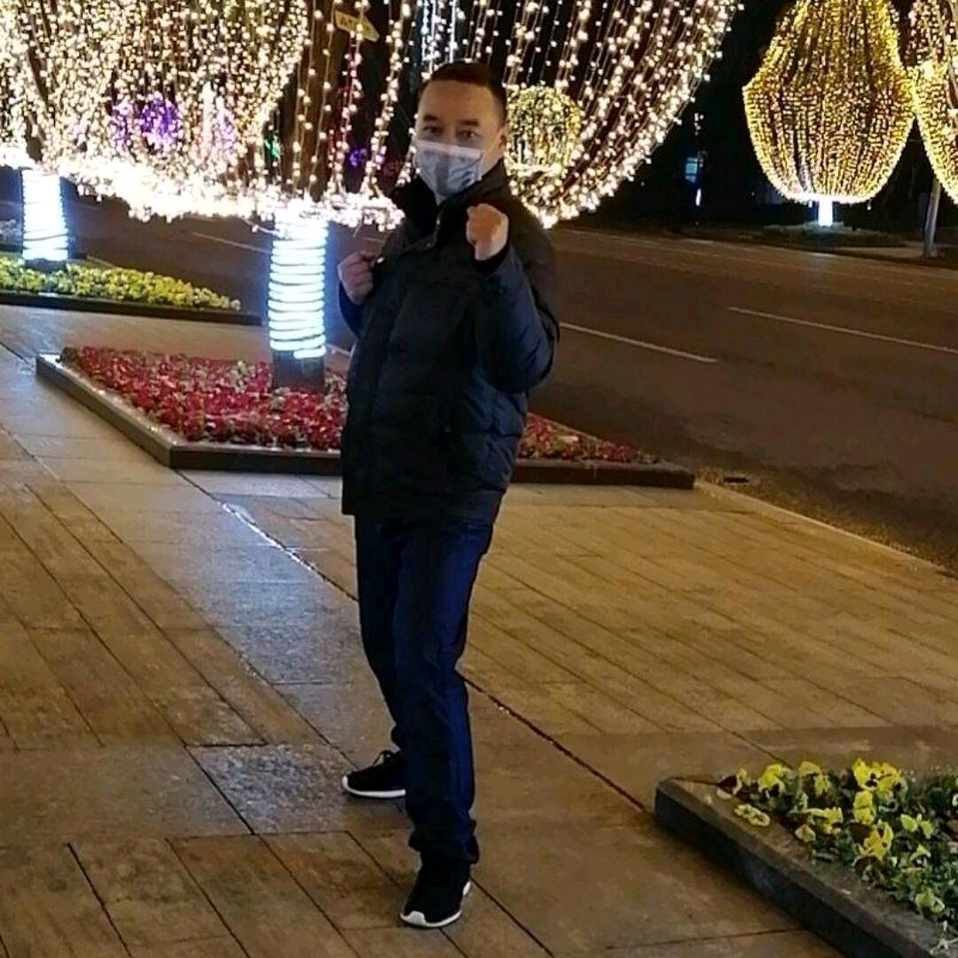 西韩，小学文凭