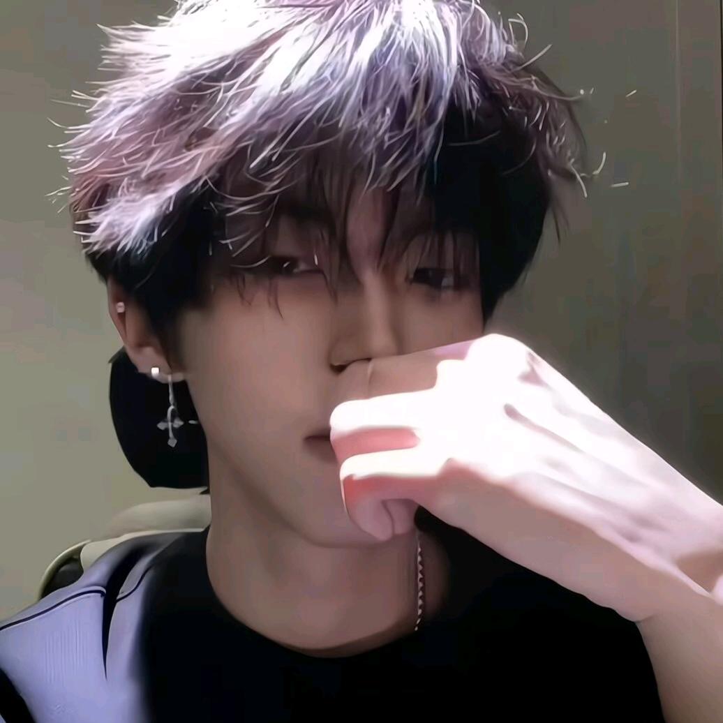 小苠莓烦恼༄༅