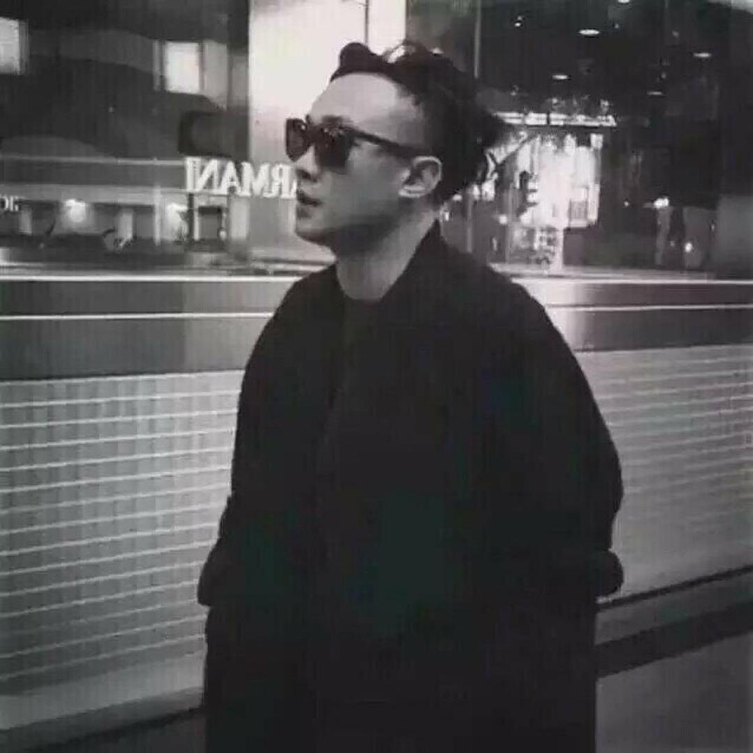 让我来康康