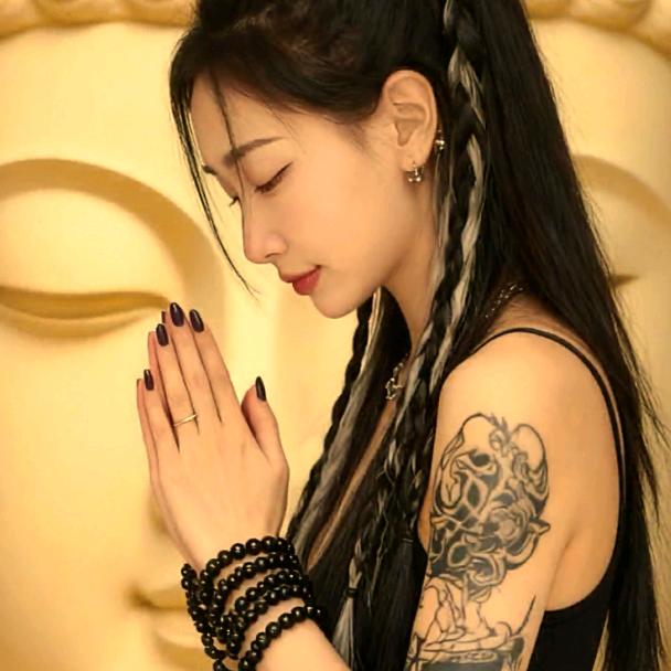 ℳᥫᩣ დ᭄💞⃟姐的微笑，你百度搜不到