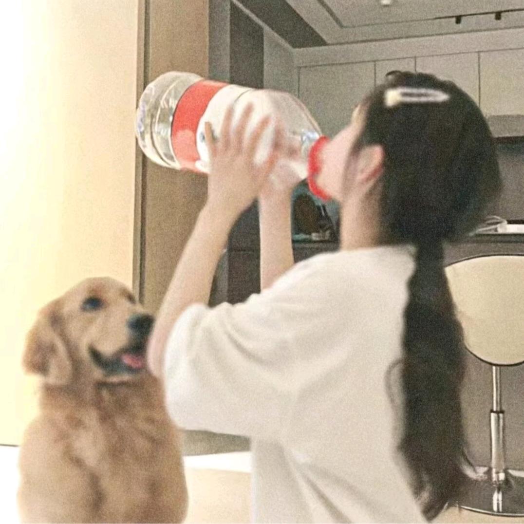 午夜忧郁纯情总裁疯狂爱上良家纯情18少女