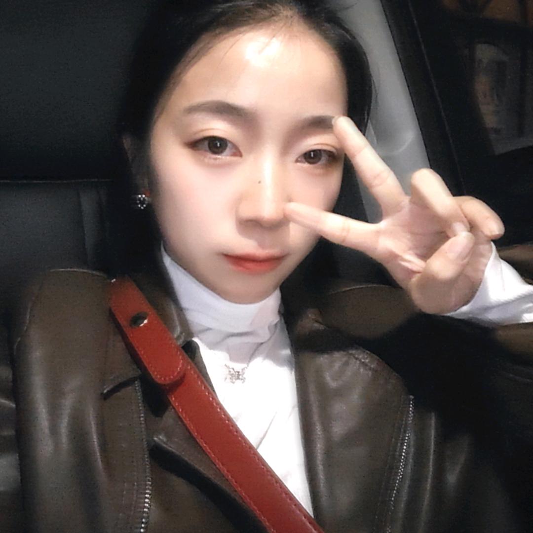 卖纸箱的黎美女