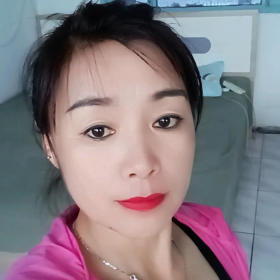 种水稻的小啊妹