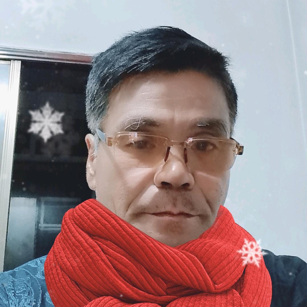 石庆涛爱好萨克斯，业余歌手