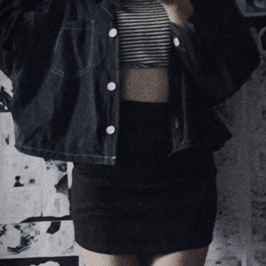 爱我是你的谎言