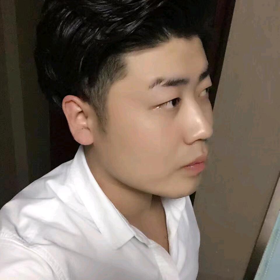 李。