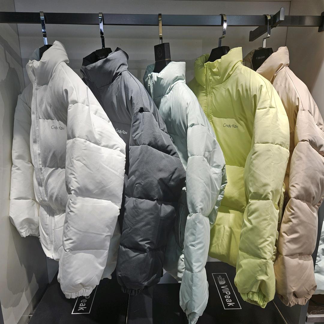 婷姐精品服饰店