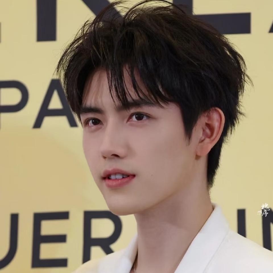 耽于美瑟的普通人