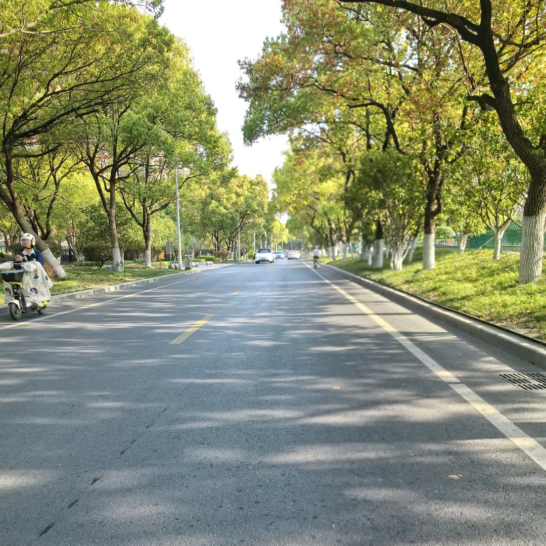 嗨嗨在嗨嗨