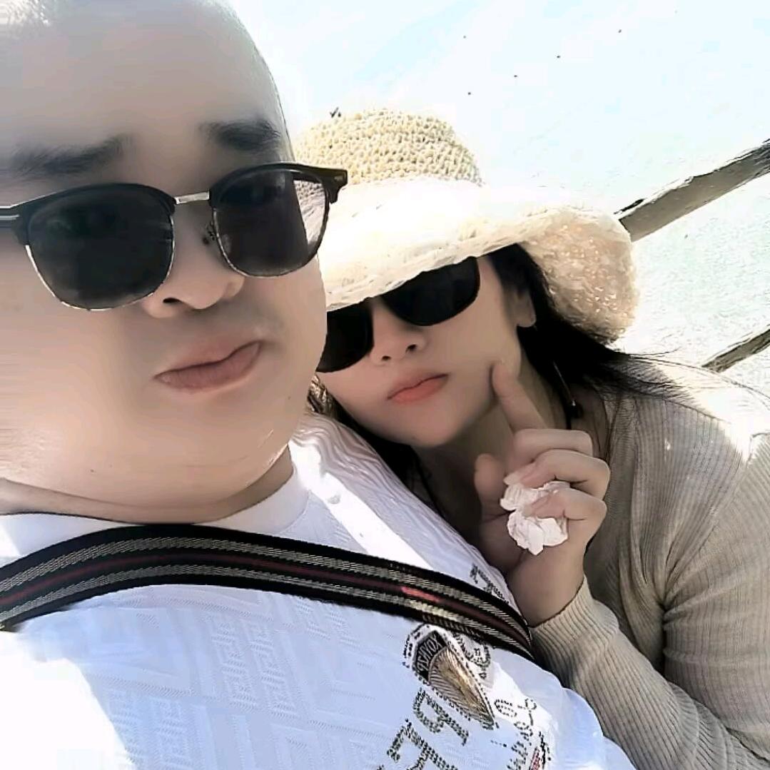 孔先生❤️爱雯