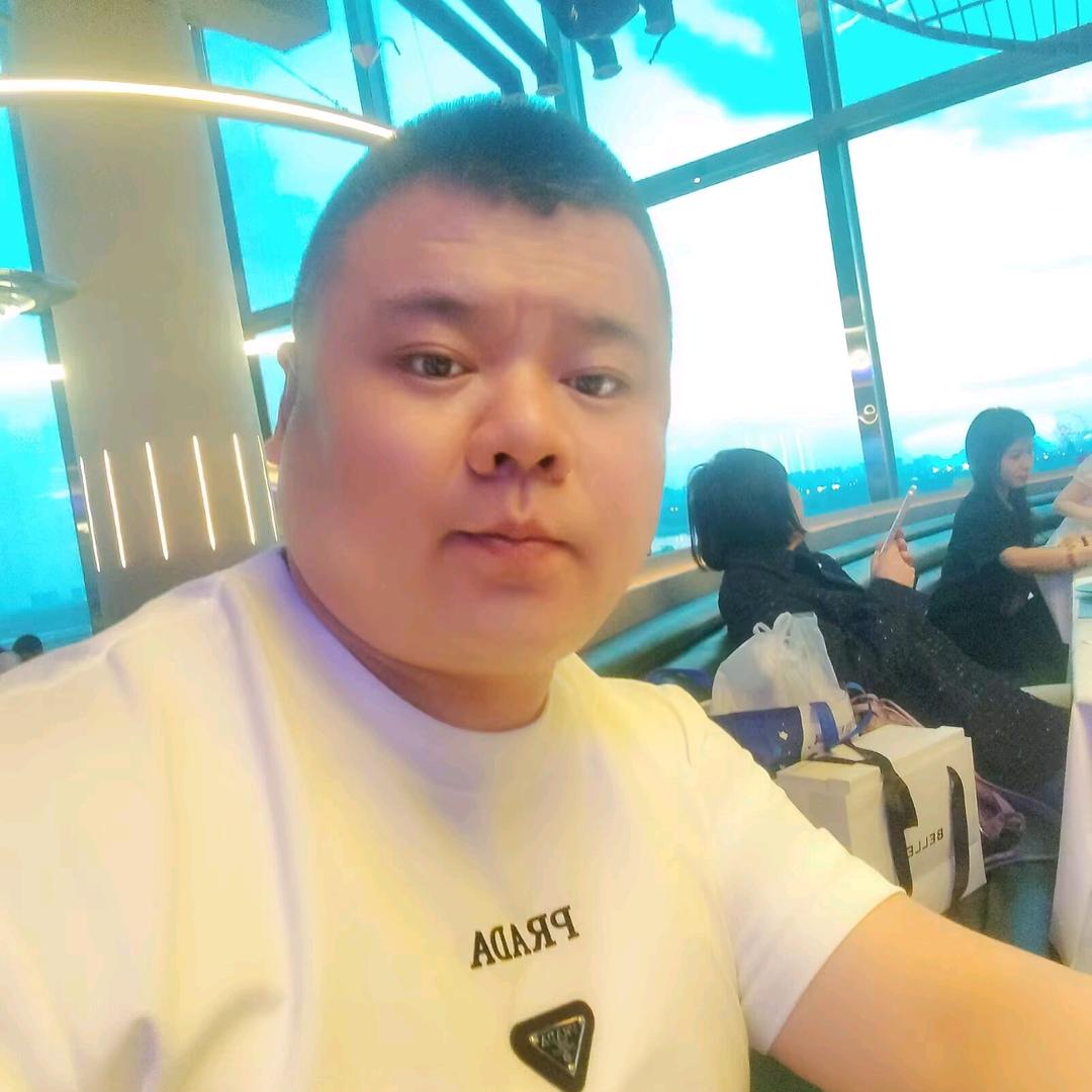 偶✌️(⁎⁍̴̛ᴗ⁍̴̛⁎)