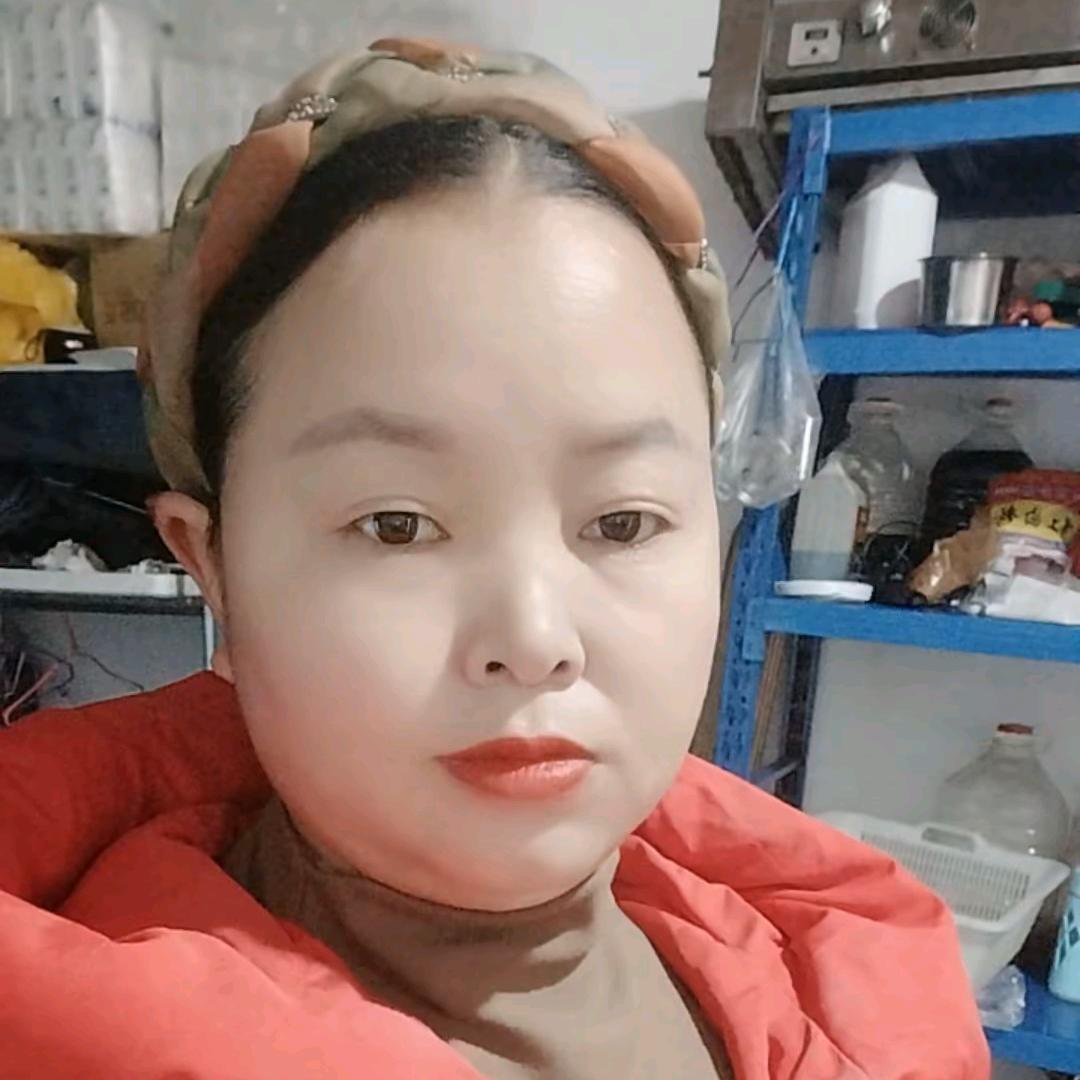 把笑容放在脸上把痛放在心