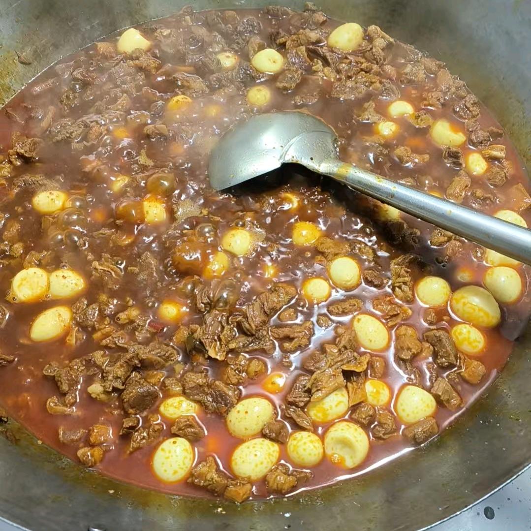 云海特色牛肉饭