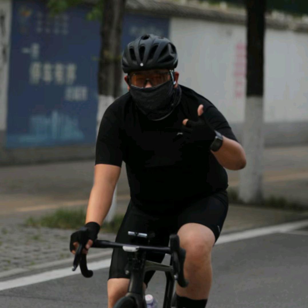 李。